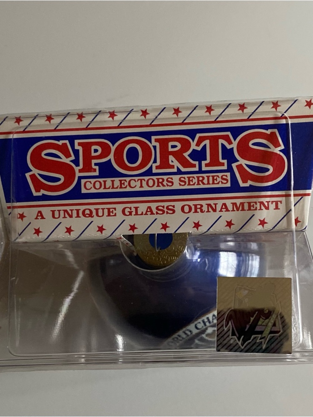 Vintage NY Yankees 1998 World Champions Blue Holiday Ornament - Picture 3 of 4